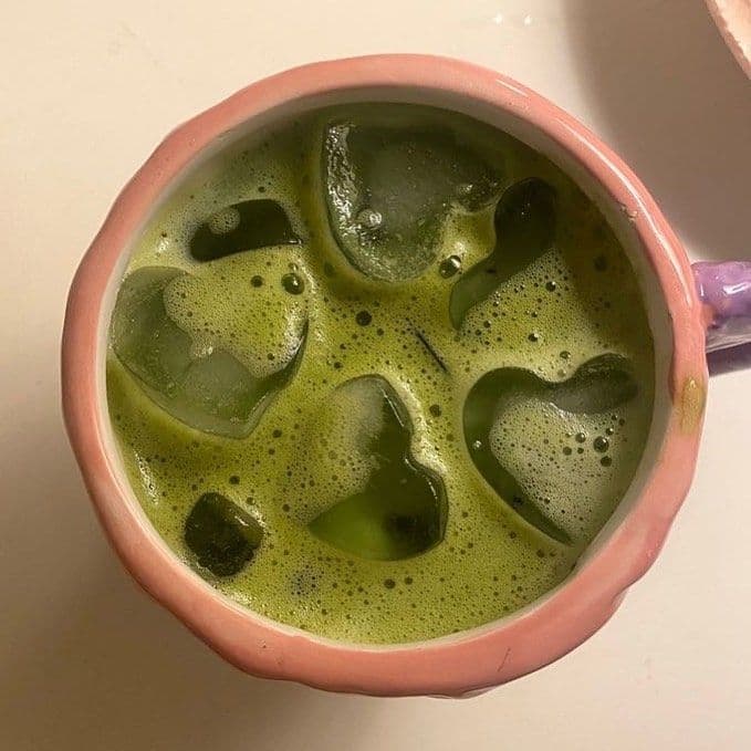 Matcha glacé coeurs